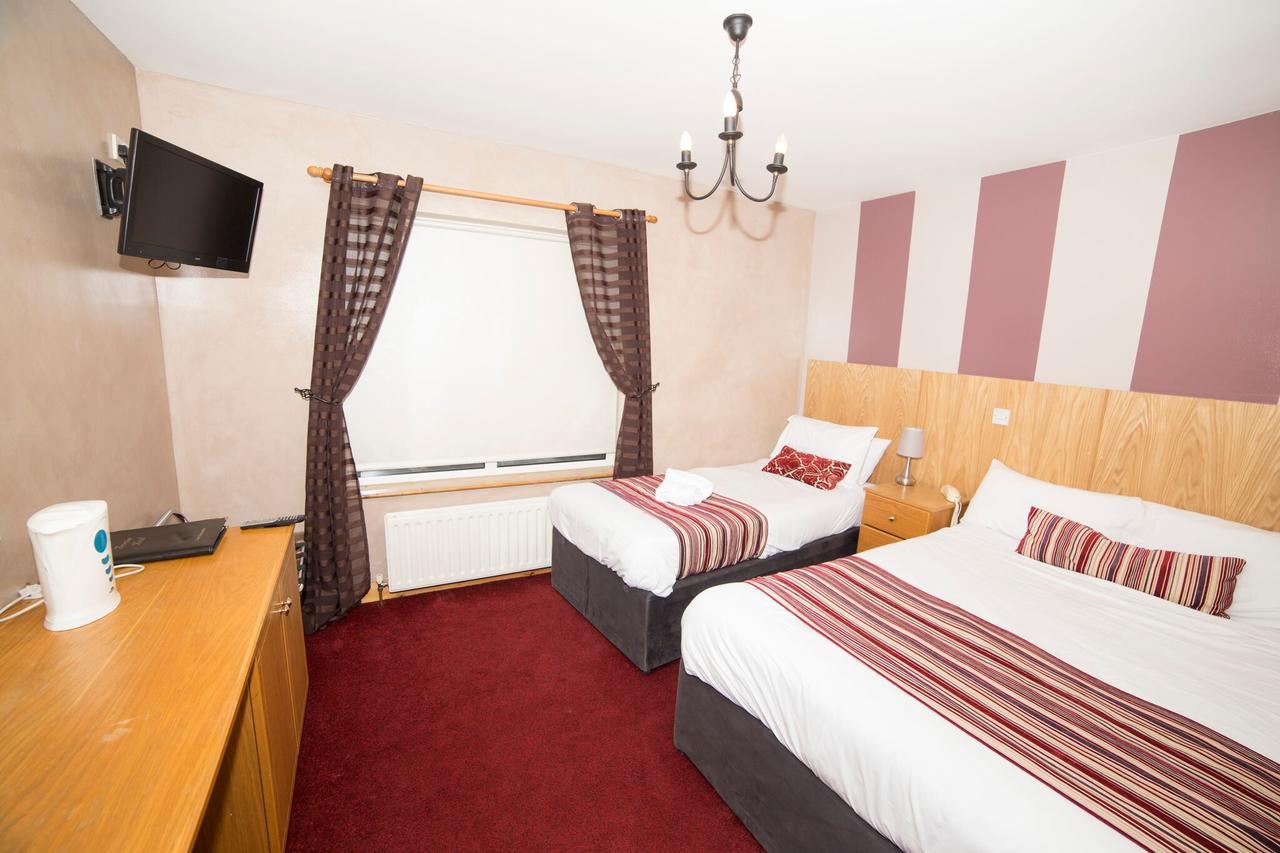 The Frontier Hotel Bridgend Экстерьер фото