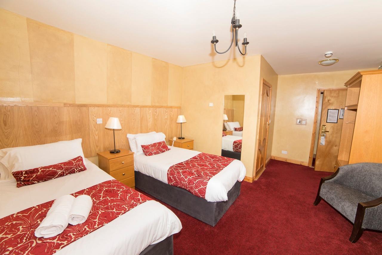 The Frontier Hotel Bridgend Экстерьер фото
