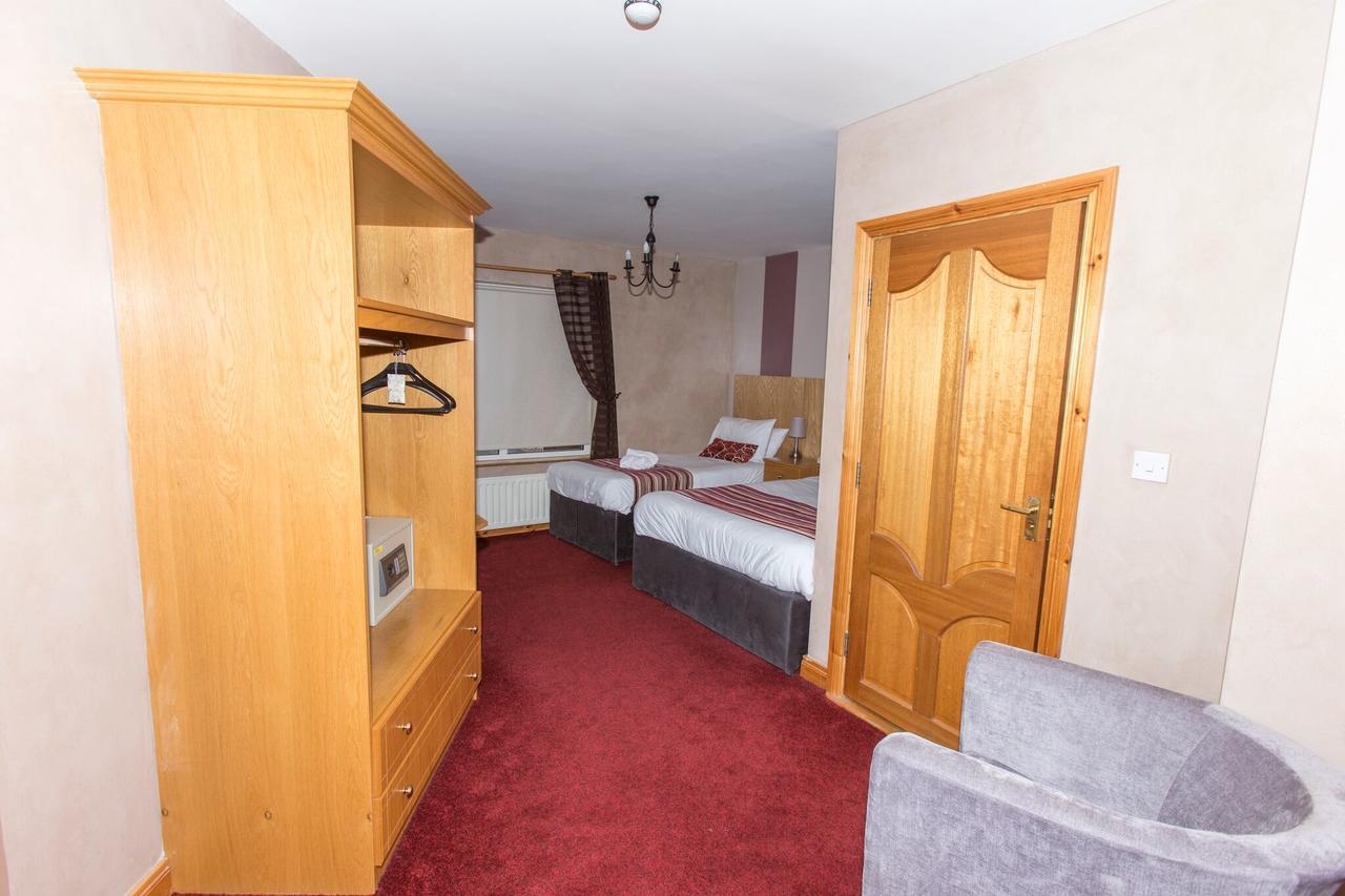 The Frontier Hotel Bridgend Экстерьер фото