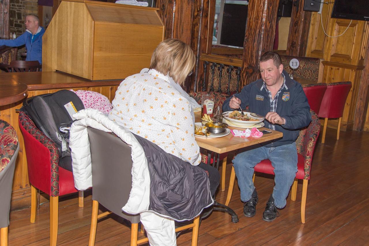 The Frontier Hotel Bridgend Экстерьер фото