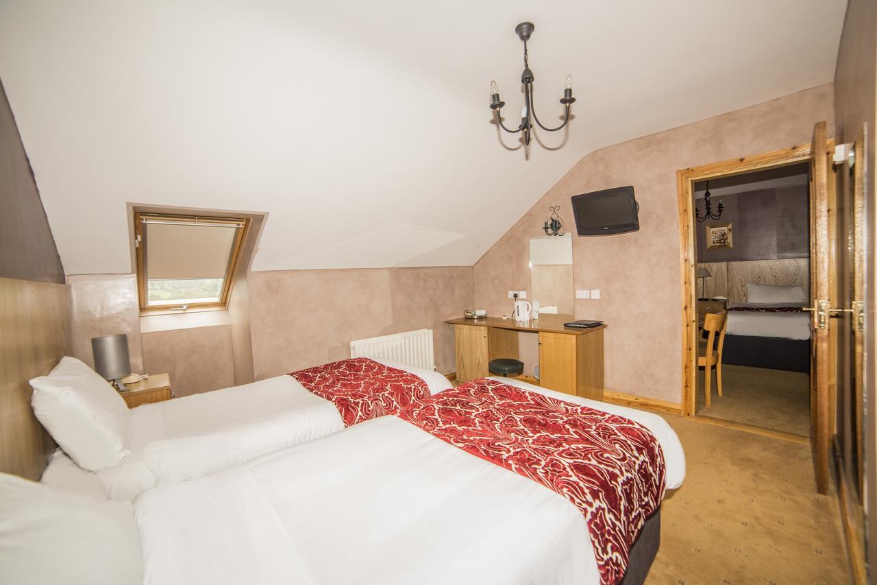 The Frontier Hotel Bridgend Экстерьер фото